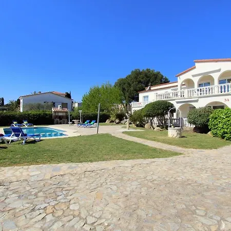 Leon Inmo Celine - 10413 Apartment Empuriabrava
